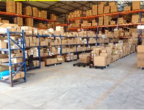 專業(yè)倉儲服務(wù)合作，助力您的物流需求